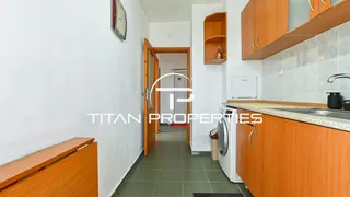 Тристаен Наеми, Младост 3, София (7)