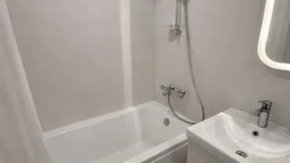 Тристаен Наеми, Витоша, София (9)