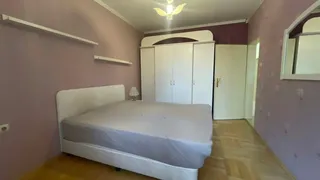Тристаен Наеми, Младост 2, София (9)