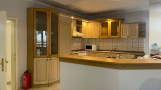 Тристаен Наеми, Младост 2, София (6)