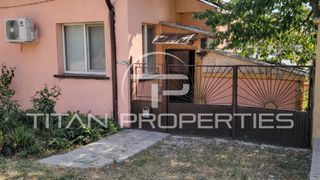 Къща за продажба в с. Храбърско, общ. Божурище. (4)