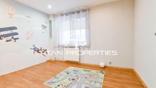 Тристаен Продажби, Фондови жилища, София (8)