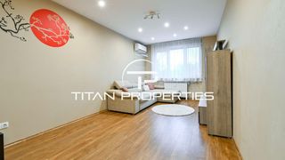 Тристаен Продажби, Фондови жилища, София (2)