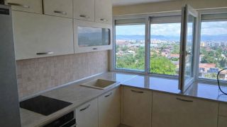 Едностаен Продажби, Люлин 8, София