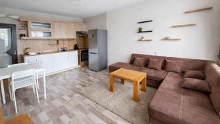 Тристаен Продажби, Младост 1, София (14)
