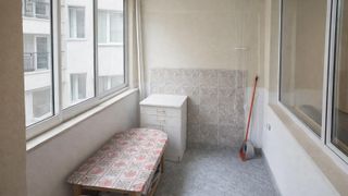Тристаен Наеми, Окръжна болница, Варна (5)