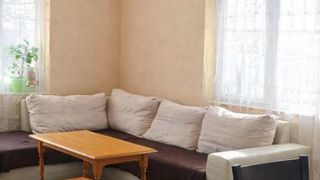 Trei camere Închirieri, Vinnitsa, Varna (2)