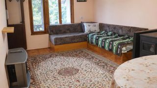 Етаж от къща Наеми, Галата, Варна (3)