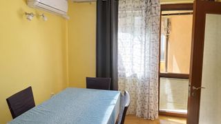 Тристаен апартамент, под наем, Център (6)