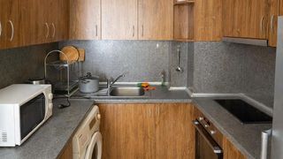 Тристаен апартамент, под наем, Център (3)