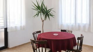 Двустаен апартамент, под наем, Общината (4)
