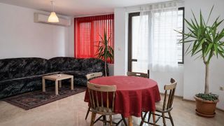 Двустаен апартамент, под наем, Общината (2)