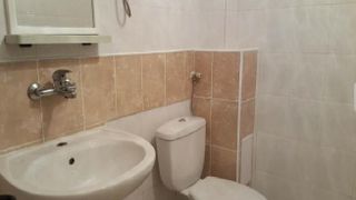 Двустаен апартамент, под наем, Окръжна болница (7)
