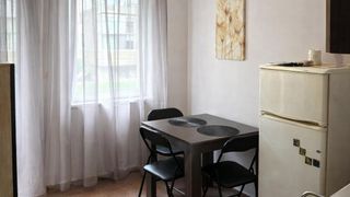 Zwei-Zimmer-Wohnung Verleih, Center, Warna (4)