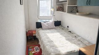 Етаж от къща, под наем, Център (4)