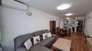 Тристаен Наеми, ЖП Гара, Варна (2)