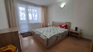 Тристаен Наеми, ЖП Гара, Варна (10)