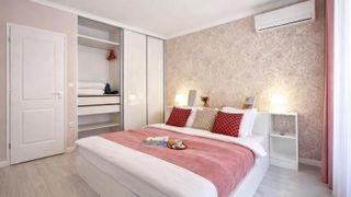 Two-bedroom Rentals, Center, Varna (5)