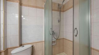 Тристаен Наеми, Окръжна болница, Варна (13)