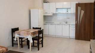 Δύο υπνοδωματίων Ενοικιάσεις, Ταφές, Βάρνα (5)
