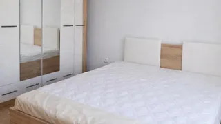 Two-bedroom Rentals, Kolhozen Pazar, Varna (4)