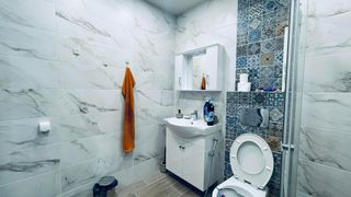 Двустаен апартамент, под наем, Център (8)