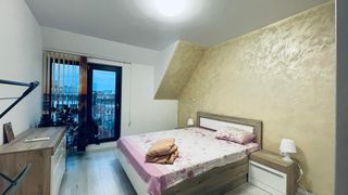 Двустаен апартамент, под наем, Център (5)