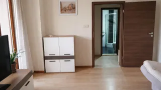 Двустаен Наеми, М-т Ален мак, Варна (4)