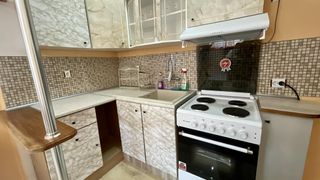 Тристаен апартамент, под наем, кв. Левски (5)