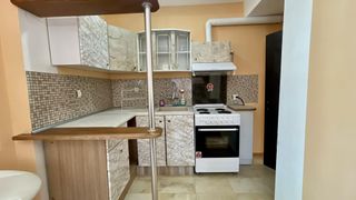 Тристаен апартамент, под наем, кв. Левски (2)