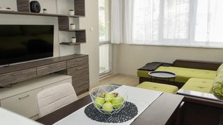 Двустаен Наеми, Лятно кино Тракия, Варна (2)
