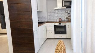 Тристаен апартамент, под наем, Център (3)