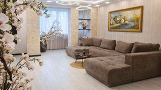 Тристаен апартамент, под наем, Център