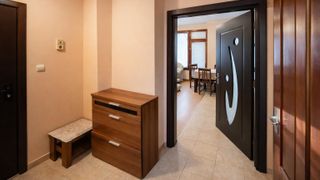 Двустаен апартамент, под наем, Център (5)