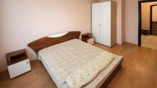 Двустаен апартамент, под наем, Център (3)