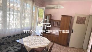 Тристаен апартамент, под наем, Център (3)