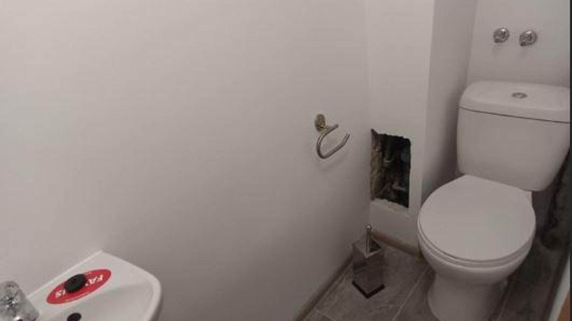 image_1754308535768_10295360464847203.jpeg