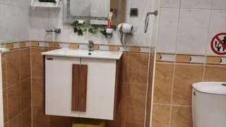 Тристаен Наеми, К.к. Златни пясъци, Варна (6)