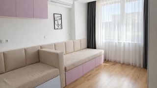Тристаен Наеми, М-т Ален мак, Варна (6)