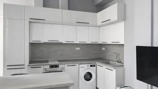 Тристаен Наеми, Гръцка махала, Варна (2)