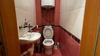 Тристаен апартамент, под наем, Център (7)
