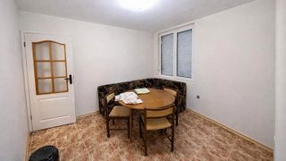 Етаж от къща, под наем, кв. Погреби  (2)