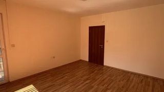 Двустаен апартамент, под наем, Колхозен пазар (6)