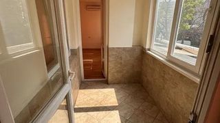 Двустаен апартамент, под наем, Колхозен пазар (11)