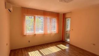 Двустаен апартамент, под наем, Колхозен пазар (5)