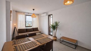 С ПАРКОМЯСТО! Тристаен апартамент, под наем, кв. Бриз (10)