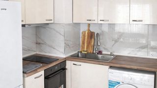 Тристаен апартамент, под наем, кв. Възраждане 1
