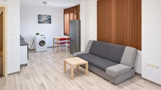 Two-bedroom Rentals, HEI, Varna (2)