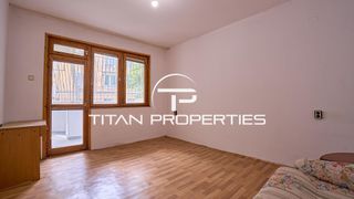 Тристаен Продажби, Център, Пловдив (7)