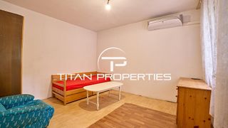 Тристаен Продажби, Център, Пловдив (4)